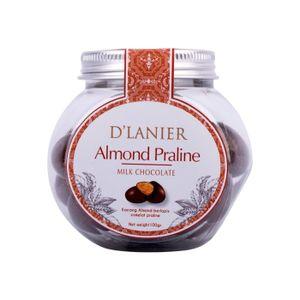 d'lanier almond praline with milk chocolate 100 gr