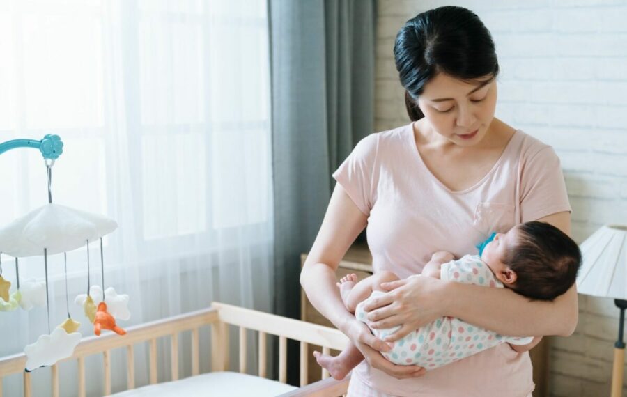 Debunking 8 Confinement Myths for Postpartum Mums