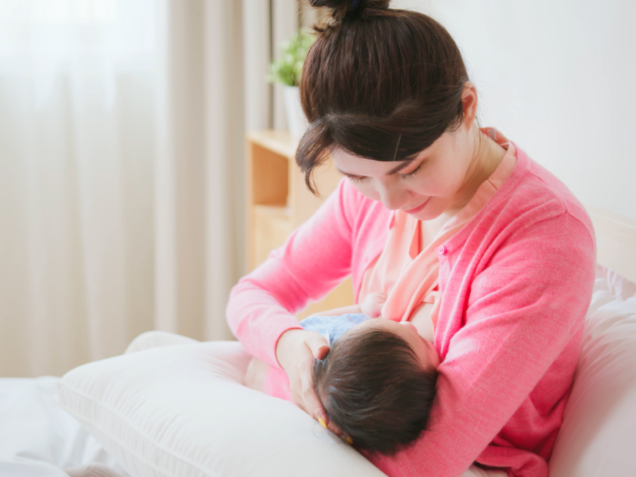 best nursing pillow, breastfeeding