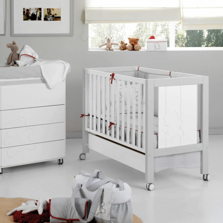 8 Best Baby Cots in Singapore Supermom