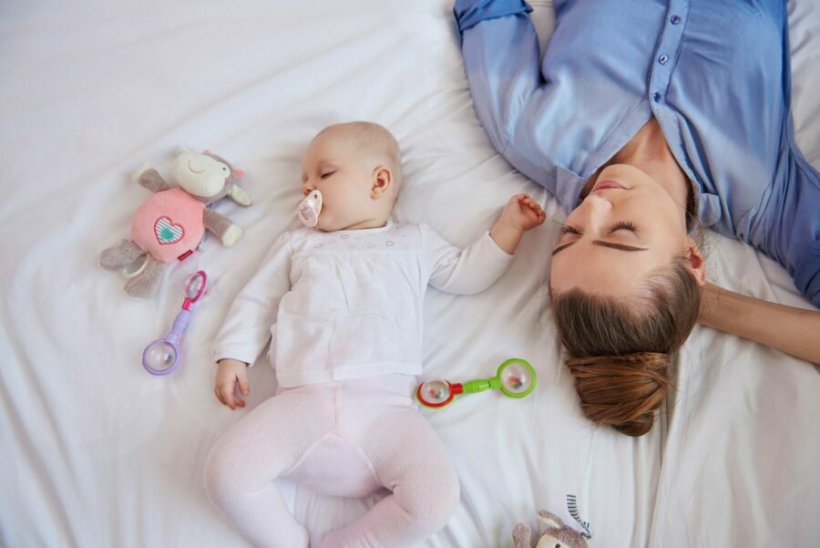 Pertimbangan saat Memilih Popok Bayi yang Bagus - freepik.com_gpointstudio