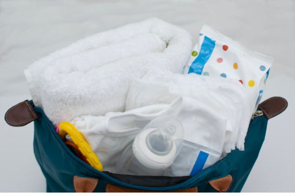 Perlengkapan yang Wajib Dibawa di Dalam Tas Melahirkan
