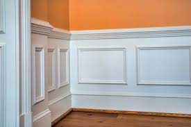Molding Dinding Chair Rail
