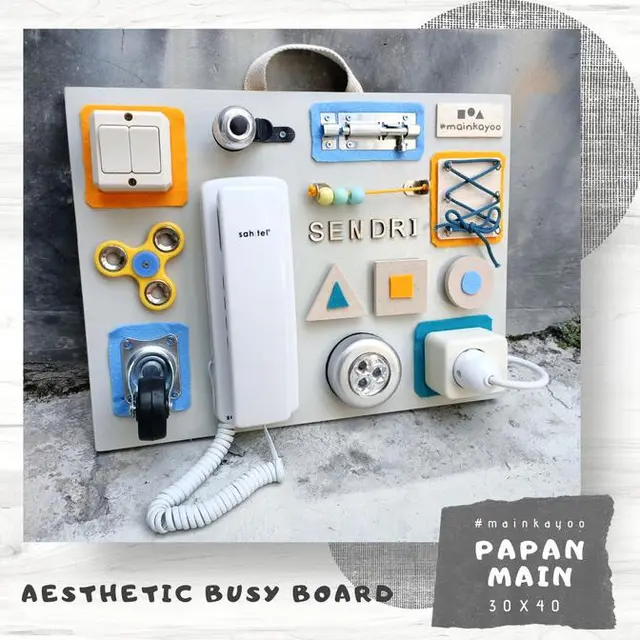 Mainan Montessori Busy Board