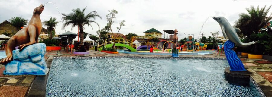 Panghegar Waterboom Salah Satu Taman Rekreasi Air
