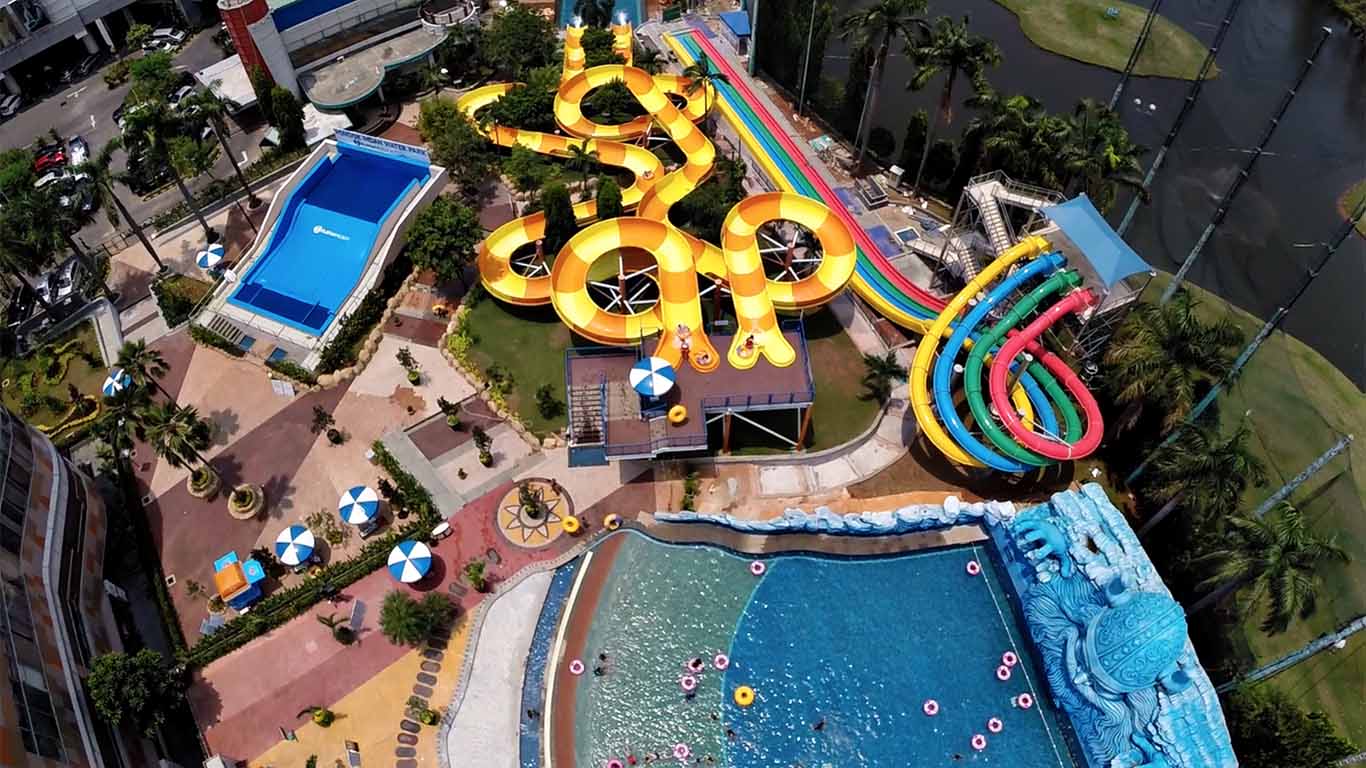Pondok Indah Water Park Salah Satu Taman Rekreasi Air