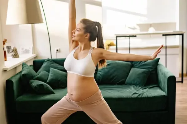Cara yang Bisa Dilakukan Moms Agar Posisi Kepala Bayi Berada di Bawah