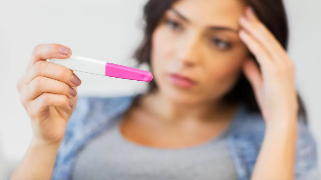 5 Penyebab Test Pack Negatif Tapi Belum Haid dan Solusinya