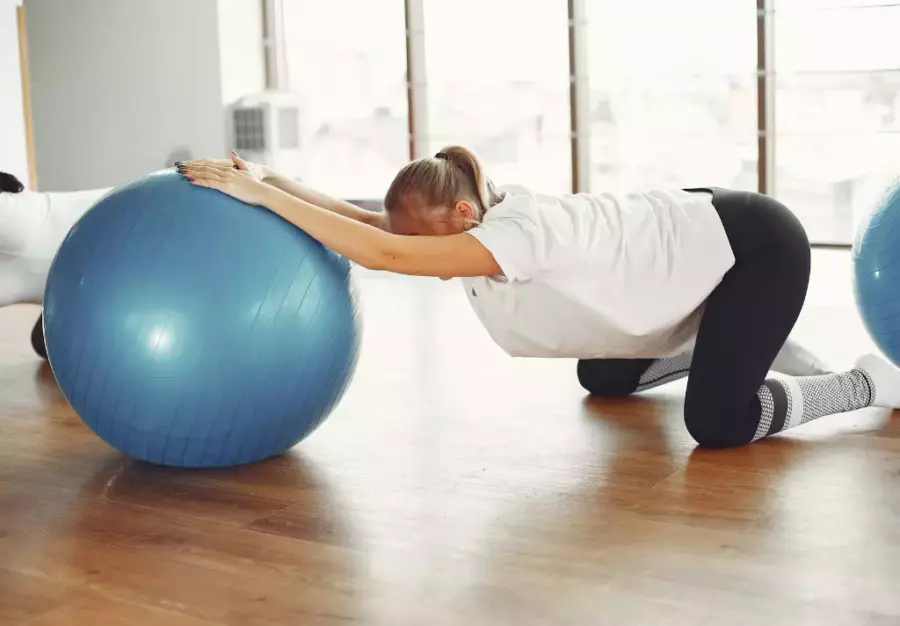 manfaat gym ball untuk ibu hamil