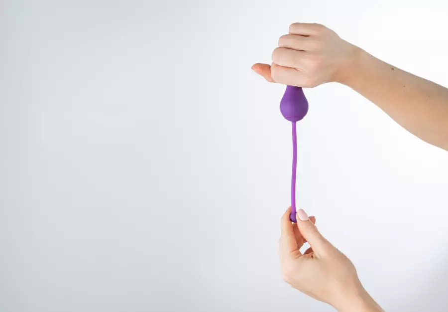 tips-ibu-hamil-9-bulan-agar-persalinan-lancar-Senam-kegel