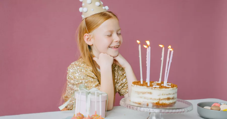 15 Ide Desain Kue Ulang Tahun Anak Perempuan, Unik Moms!