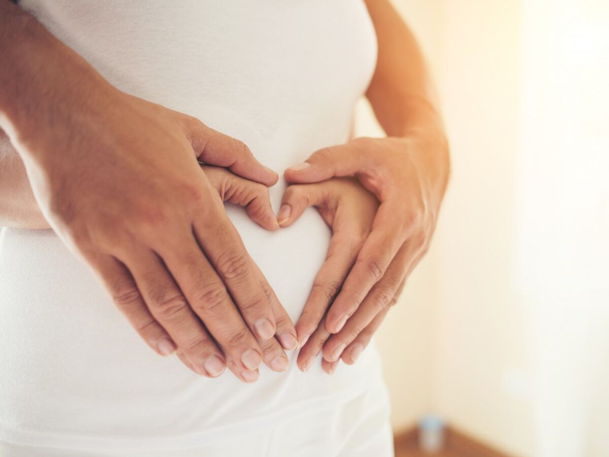 Cổ tử cung hở ngoài: Nỗi lo của mọi mẹ bầu